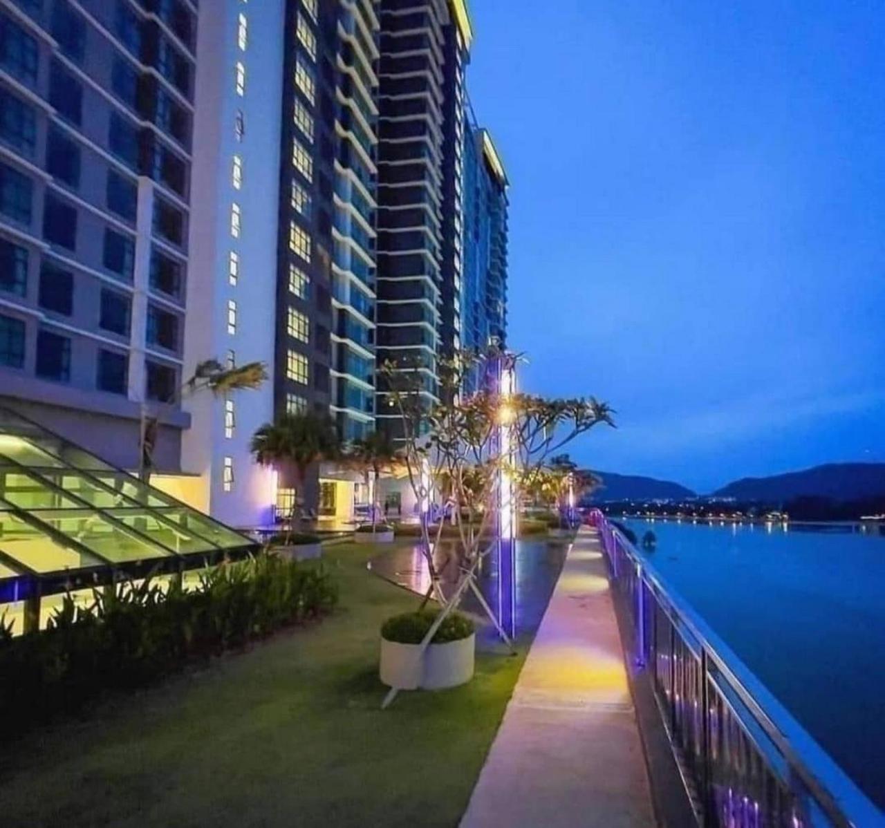 Gothca Imperium Seaview